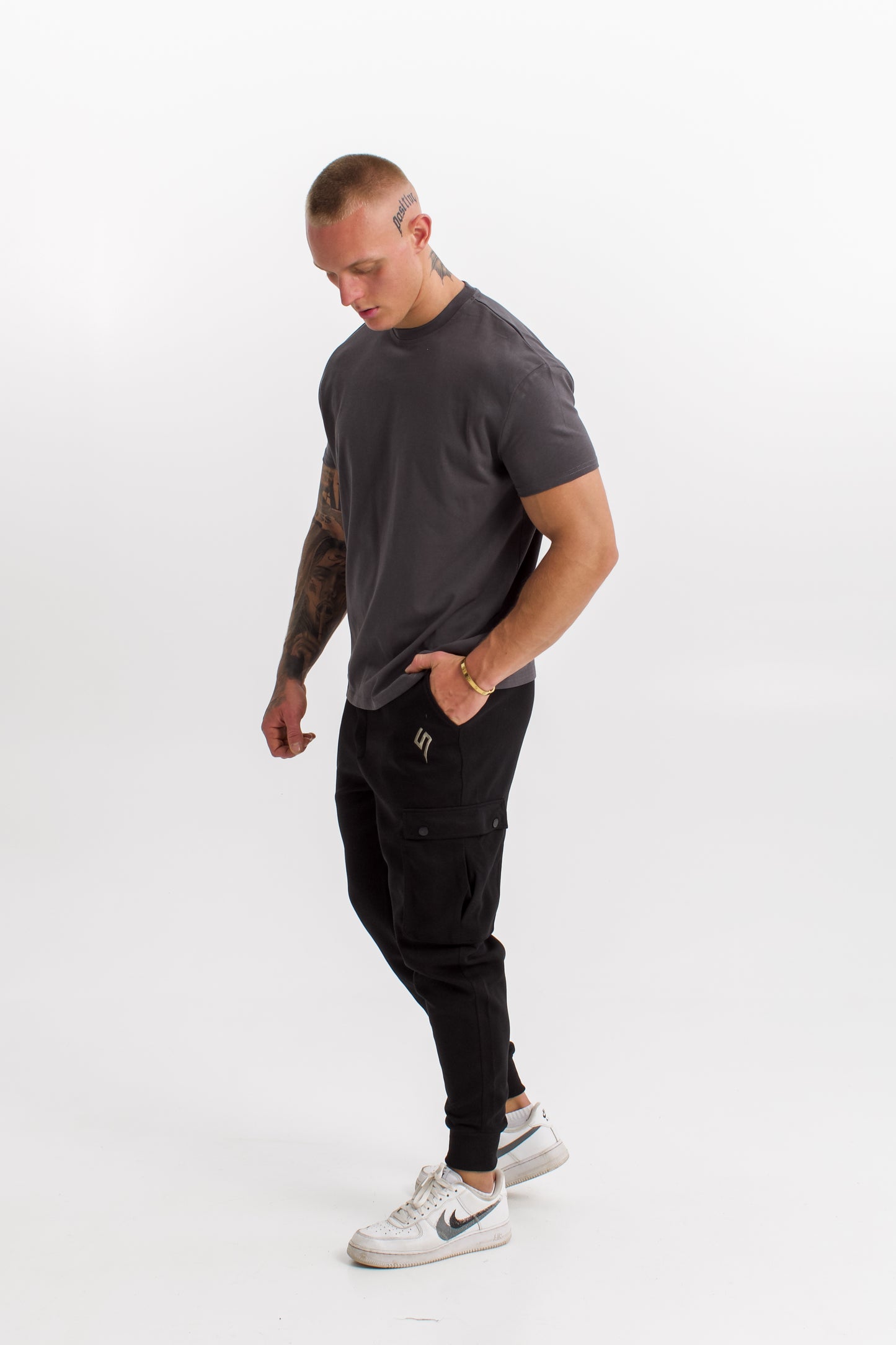 The Tailored Tee