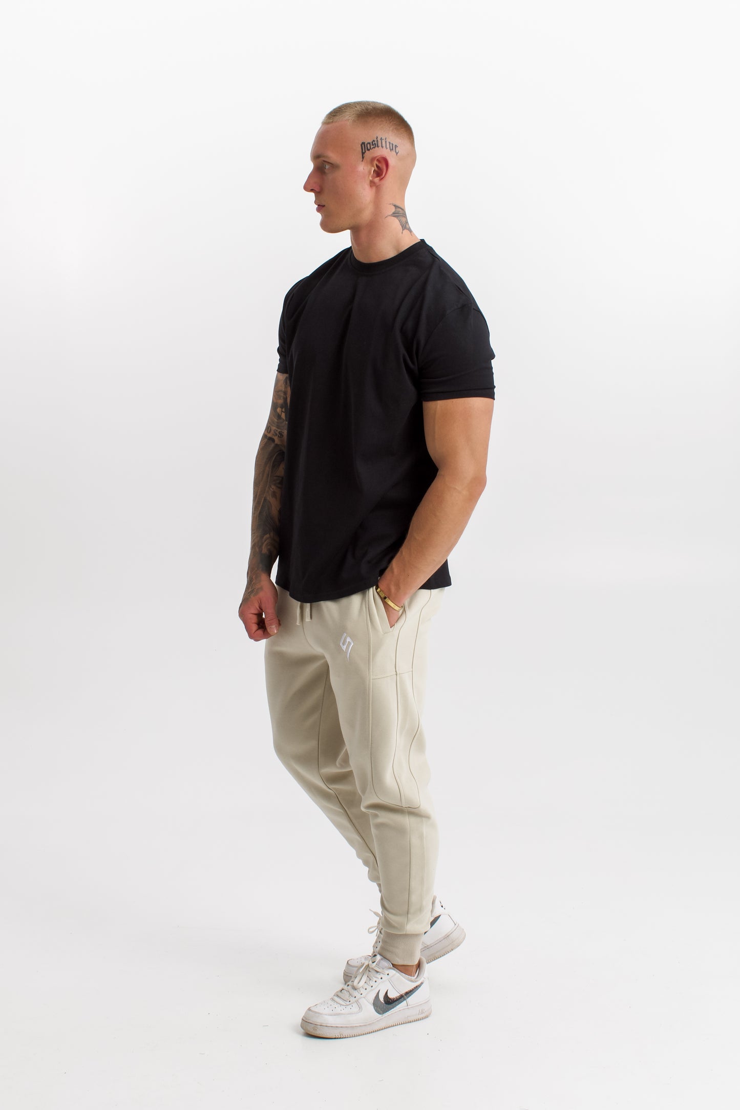 The Tailored Tee