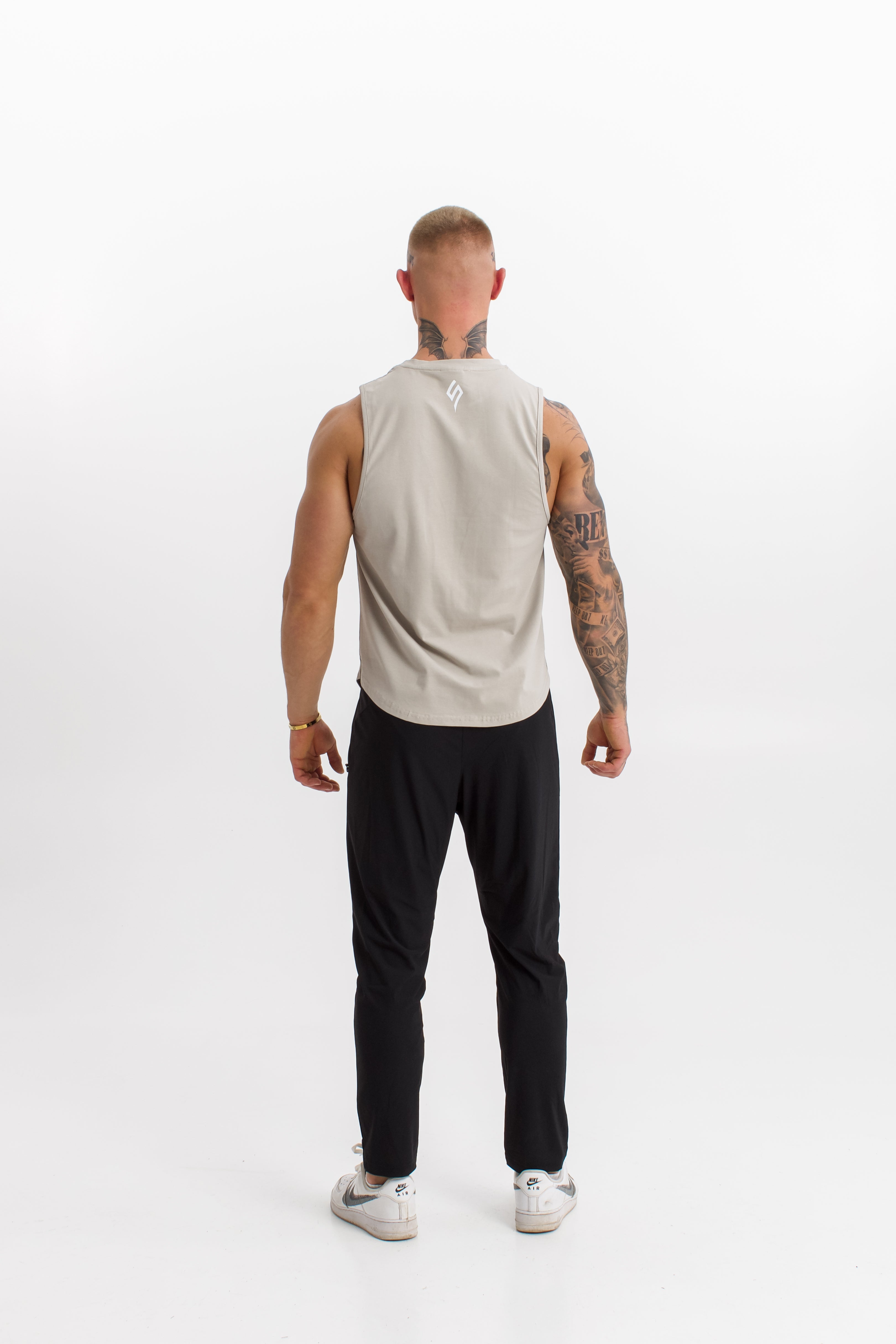 The Relaxed Tank - Sigma - 