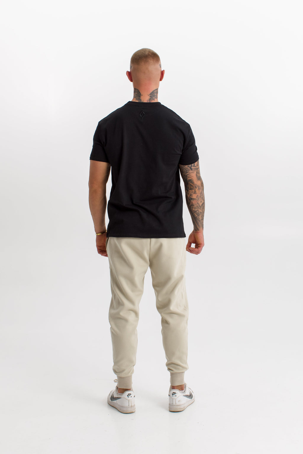 The Tailored Tee - Sigma - 